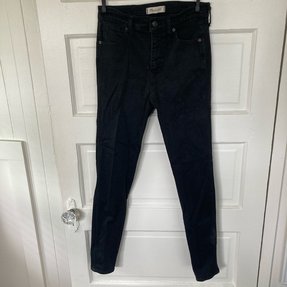 Black 10” High Rise Madewell skinny Jean size 26